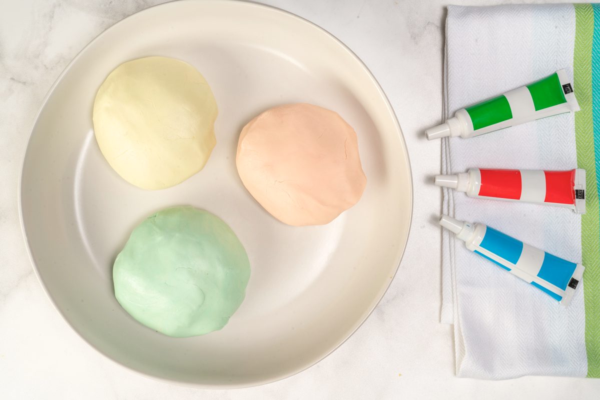 Preparing the dough of the Butter Mints