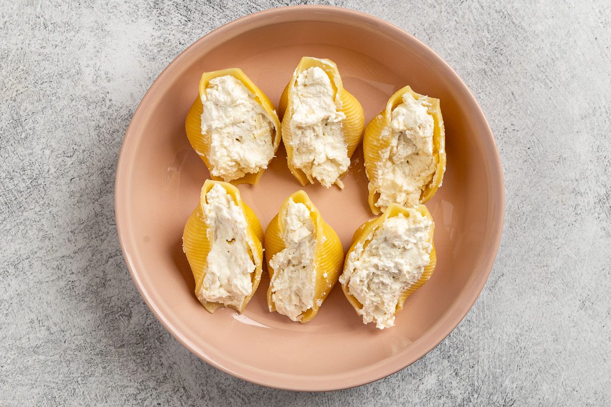 preparing the shells.