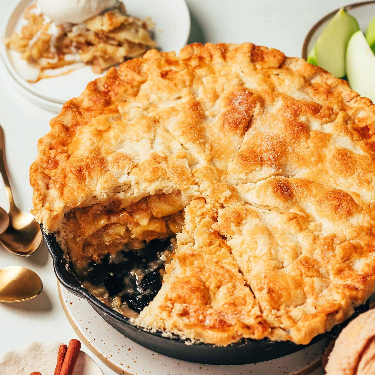 Cinnamon Sugar Apple Pie