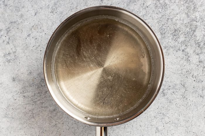 cooking sugar mixture