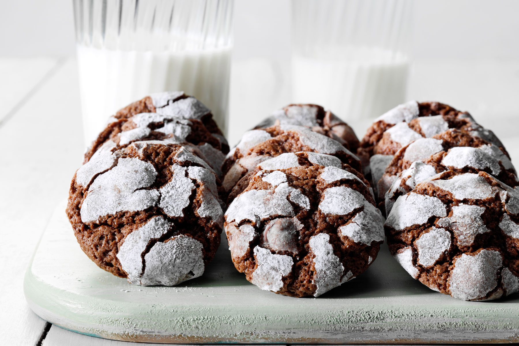 Chocolate Crinkle Cookies 