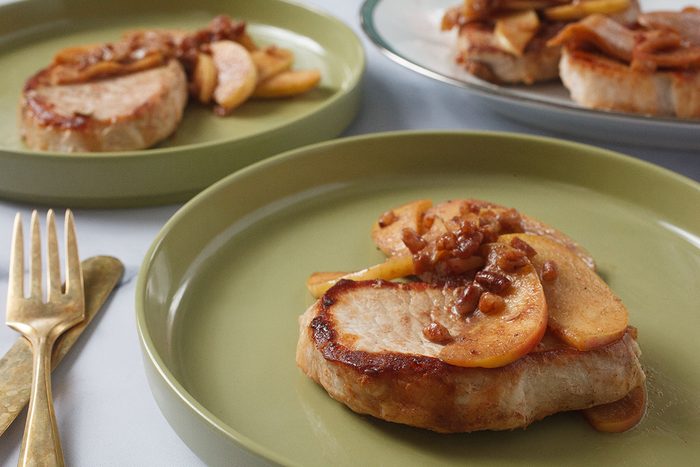 Pork Chop With apples