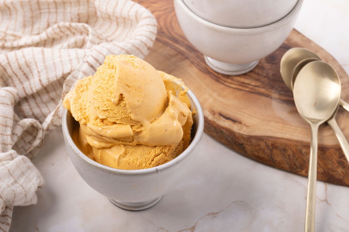 Taste of Home Pumpkin Cheesecake Ice Cream 163424