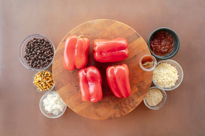 Slow Cooker Stuffed Red Peppers Tohd24 241445 Jackiealpers 02