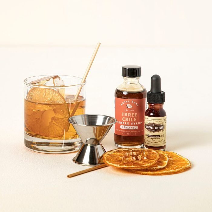 Spiced Old Fashioned Cocktail Kit Via Uncommongoods.com Ecomm