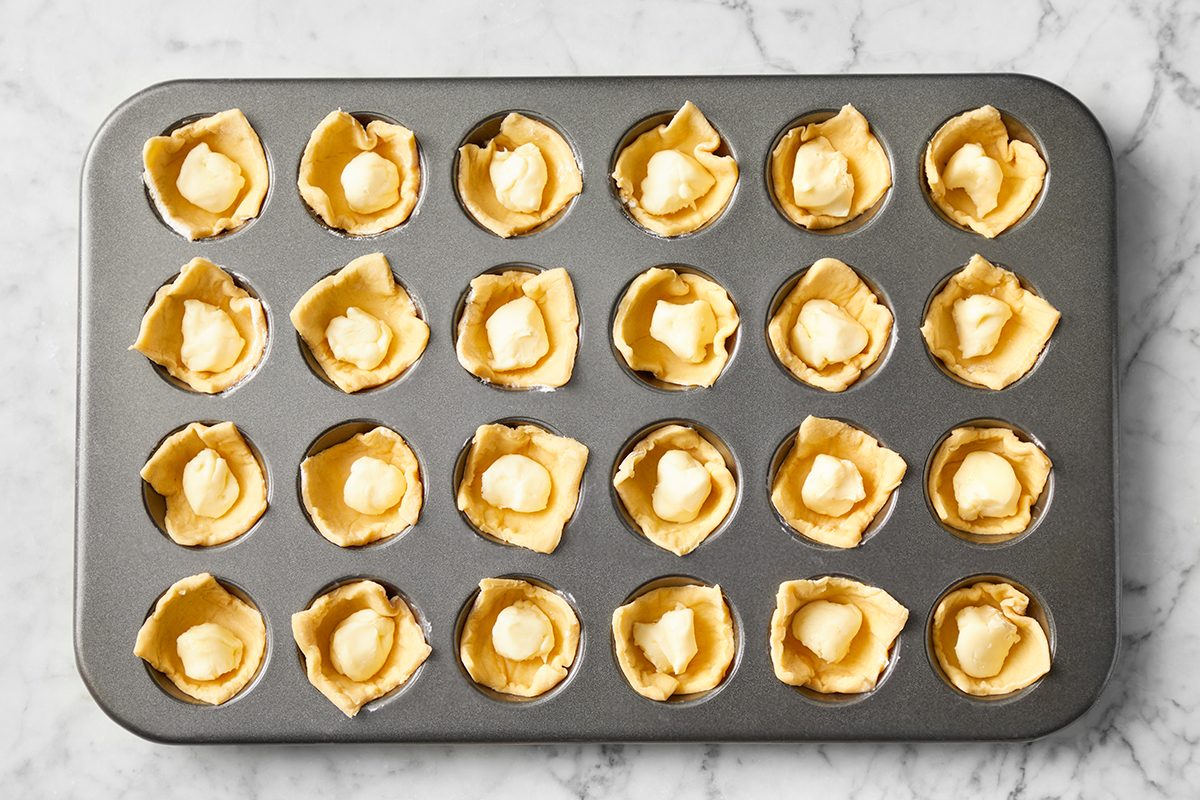 Cranberry Brie Bites Tohcom24 77615 Dr 12 10 08b