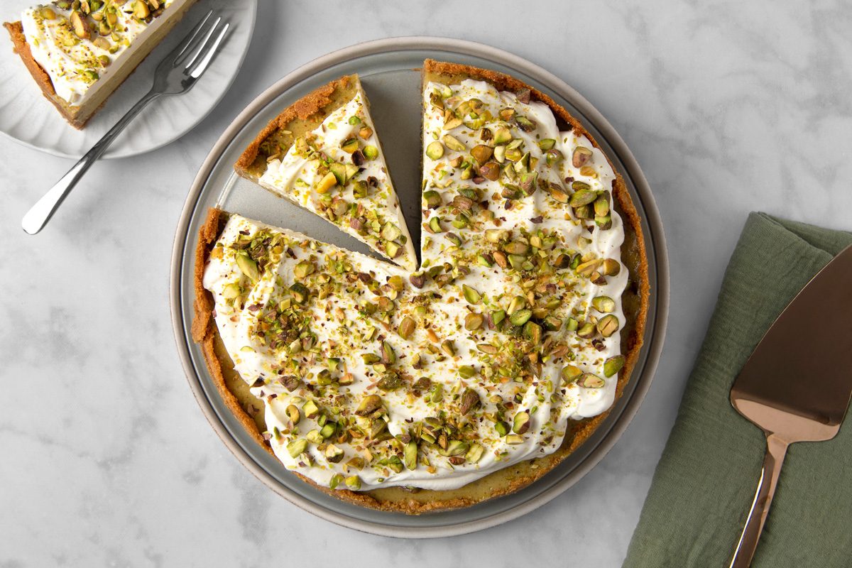 Creamy Pistachio Cheesecake 