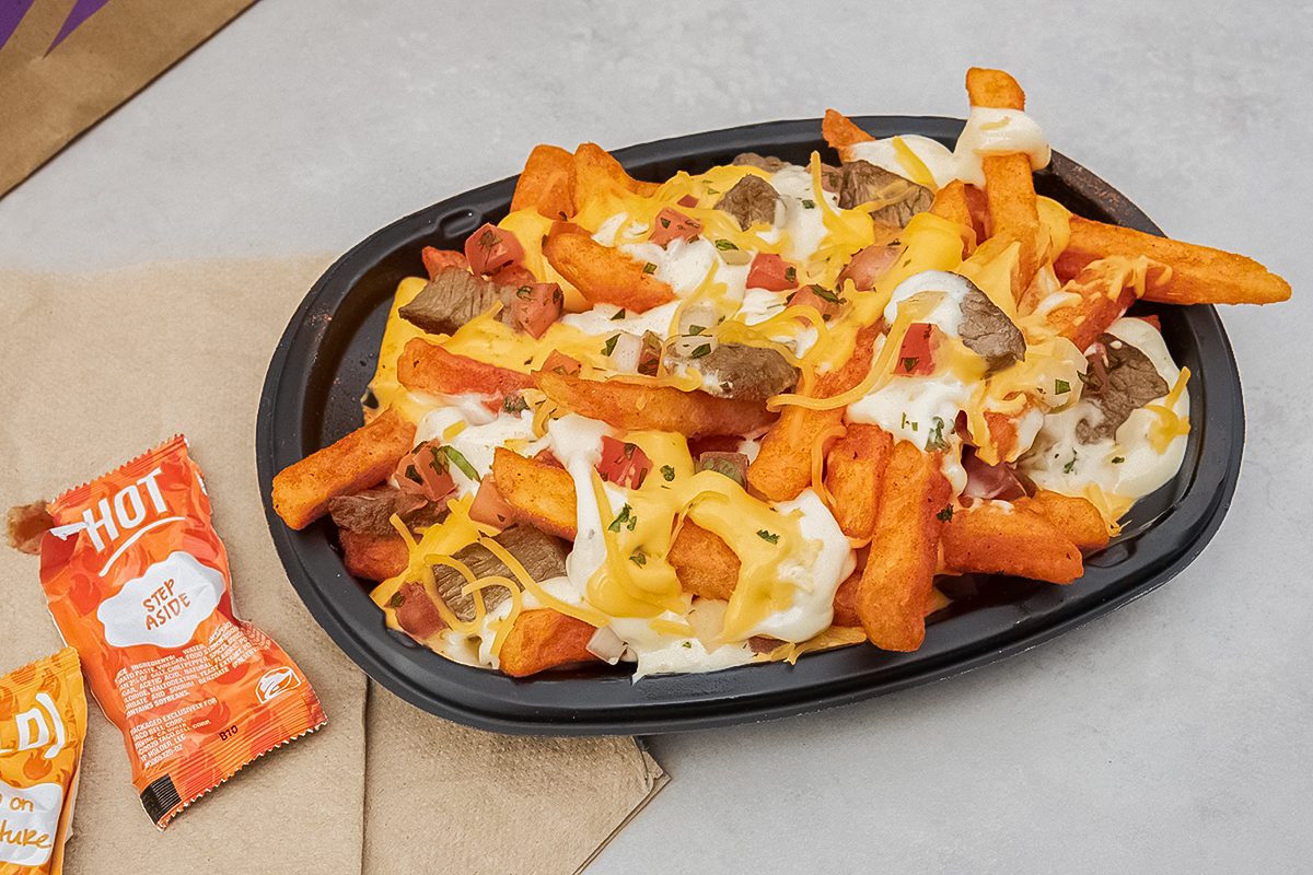 Taco Bell Steak garlic nacho fries