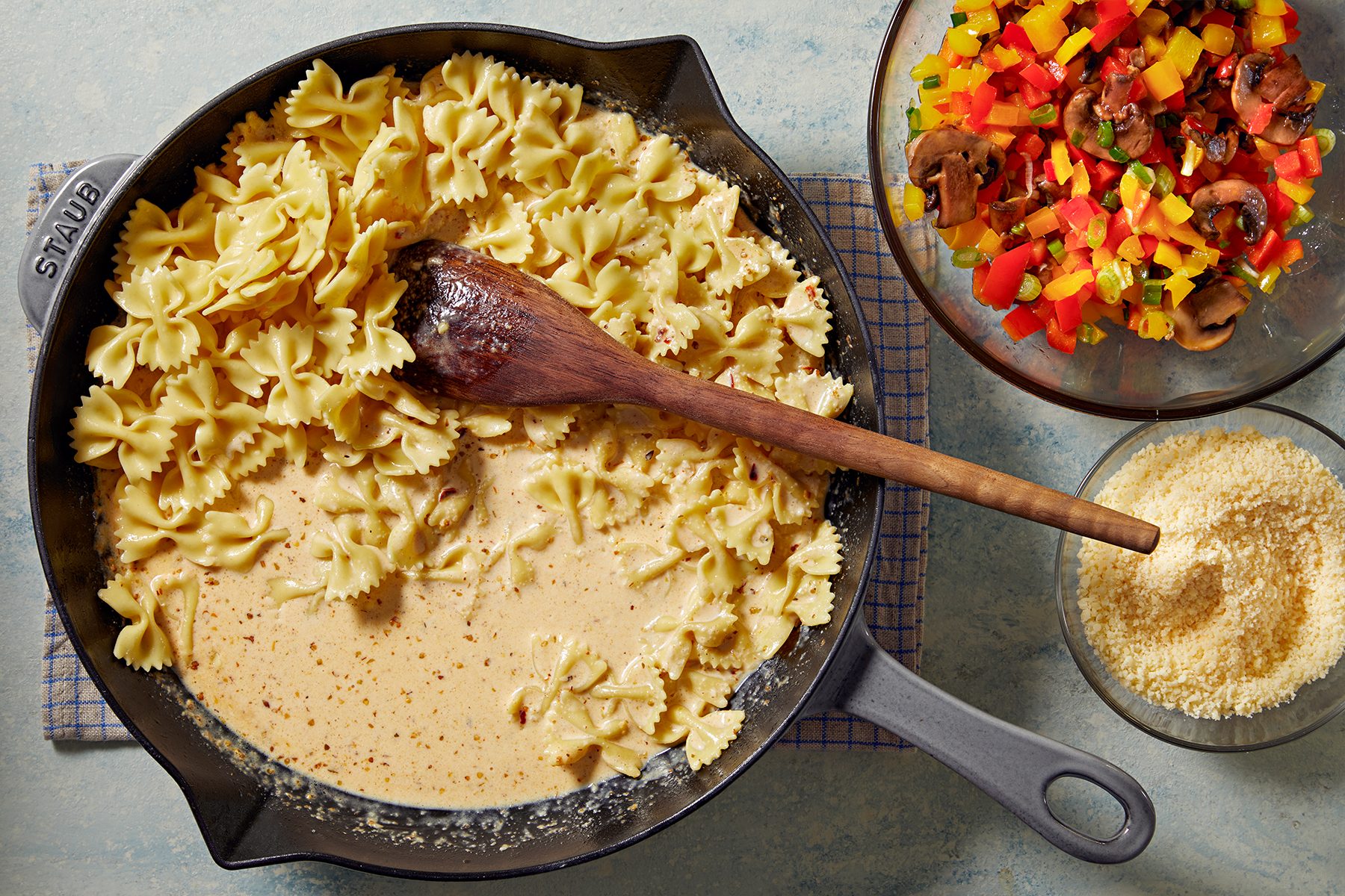 Copycat The Cheesecake Factory Louisiana Chicken Pasta