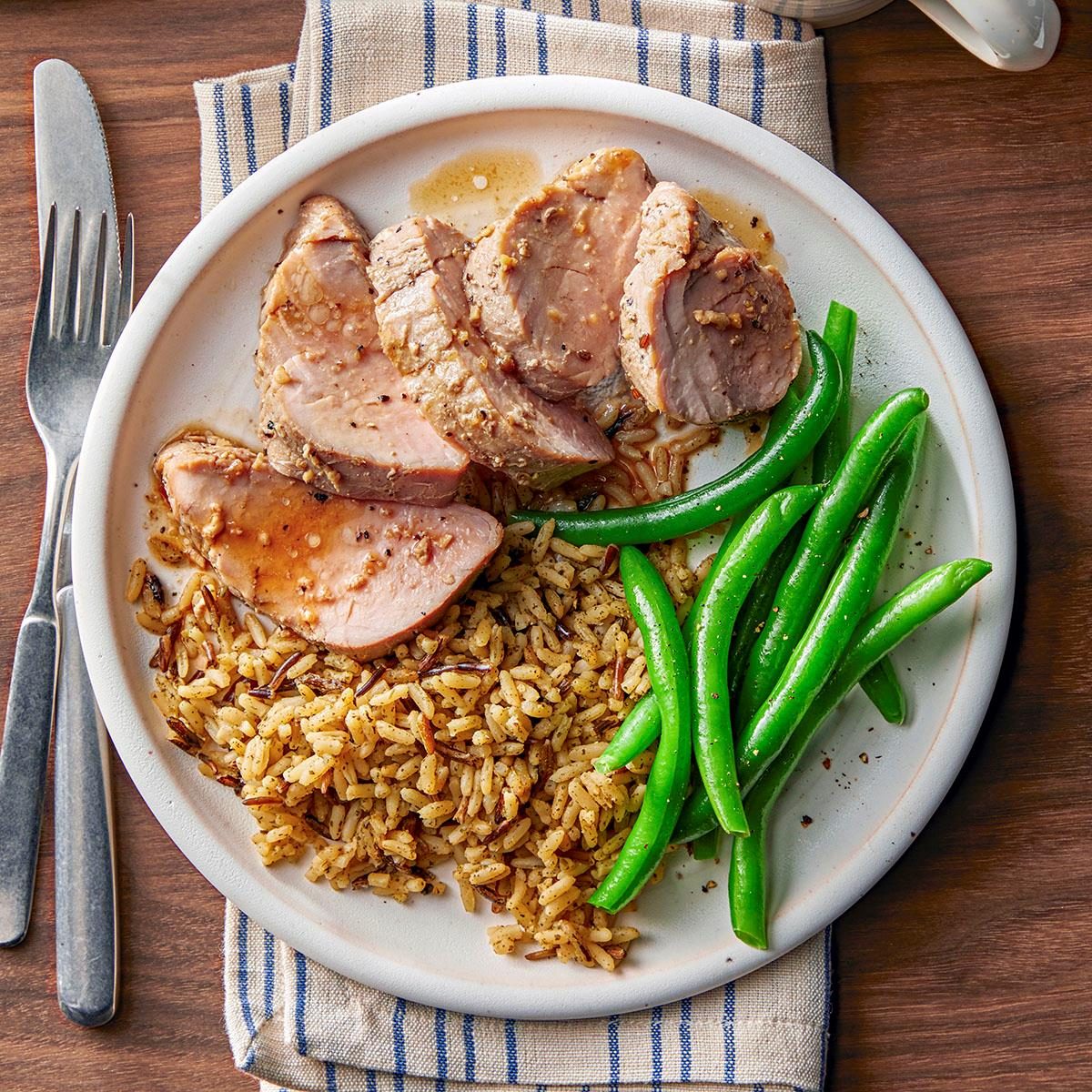 Easy Slow Cooked Pork Tenderloin Exps Tohcom25 82592 Dr 03 06 19b