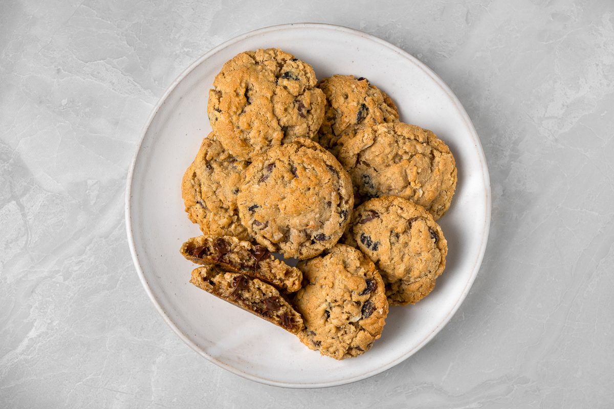 Vegan Oatmeal Cookies 
