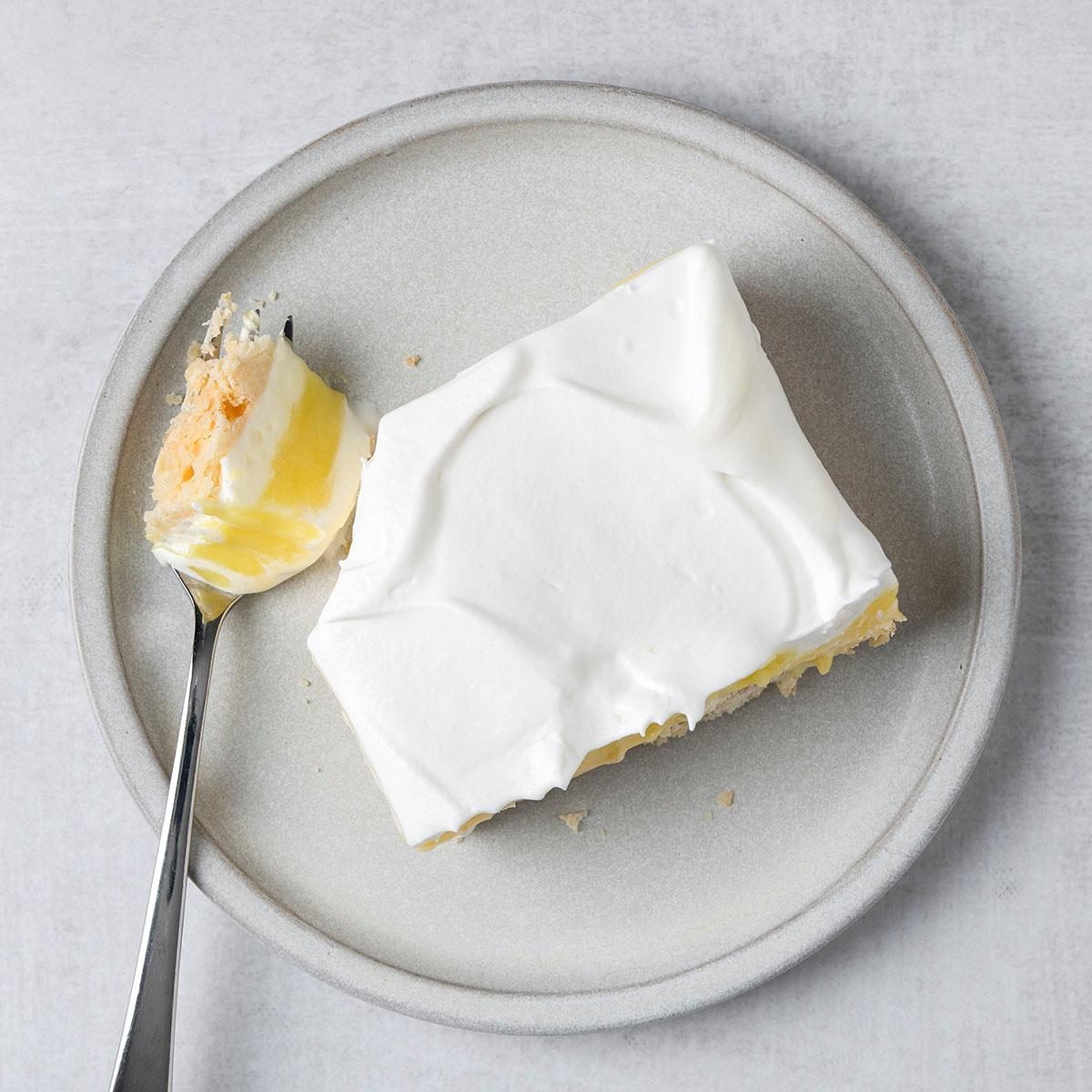 Lemon Pudding Dessert Exps Tohd25 12018 Christinema 6