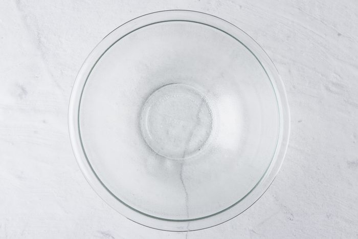 Greased 2-quart oven-safe glass bowl