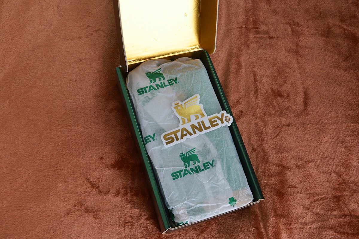 Toha25 Stanley Adventure Pre Party Flask Emily Way 05 Ssedit