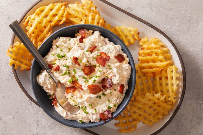 Loaded Baked Potato Dip Ft25 166872 Jr 0605 2