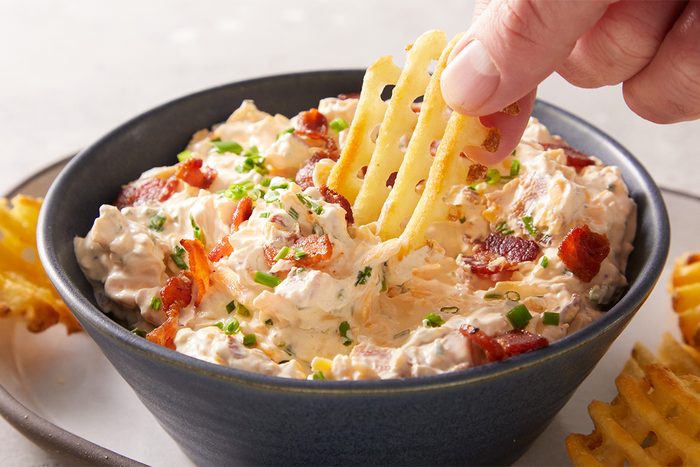 Loaded Baked Potato Dip Ft25 166872 Jr 0605 3