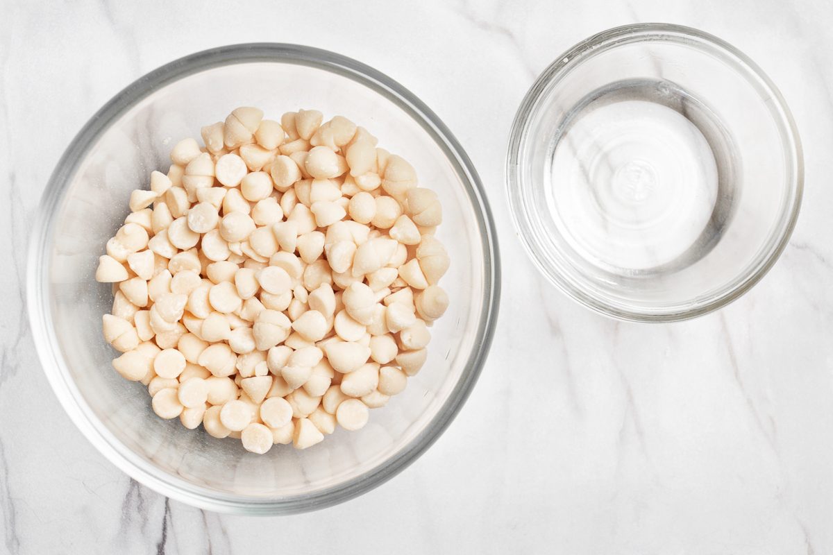 vanilla chips in a bowl