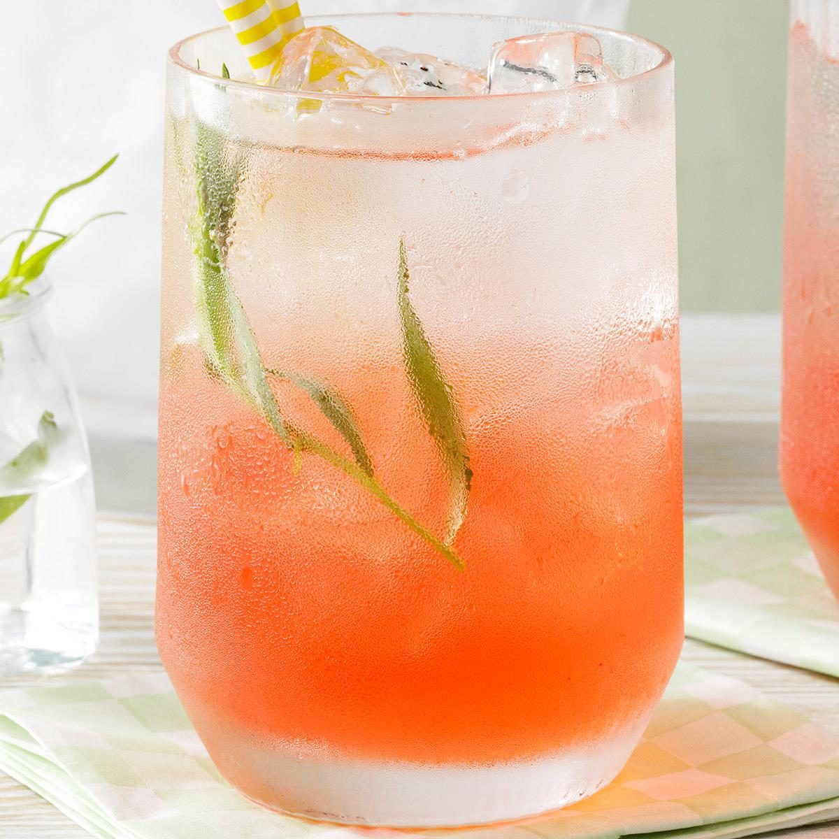 Glamorous Cocktails To Celebrate Your Showgirl Era Eldest Daughter  Strawberry Riesling Wine Spritzer