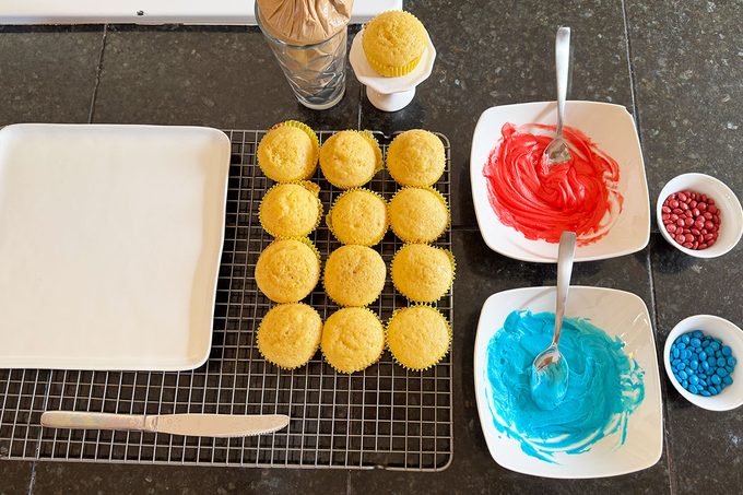 Make Cupcakes Look Like Mini Pies Img 6032