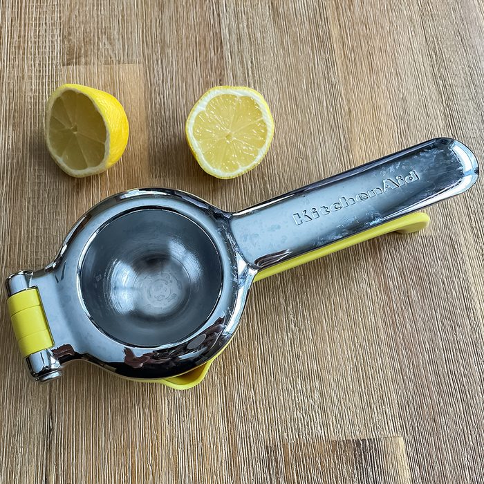 Toha25 Kitchenaid Citrus Juicer Katie Bandurski 01 Yvedit